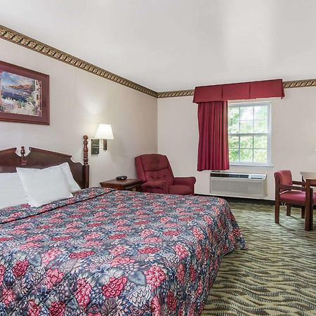 Days Inn By Wyndham Berlin Voorhees Ngoại thất bức ảnh