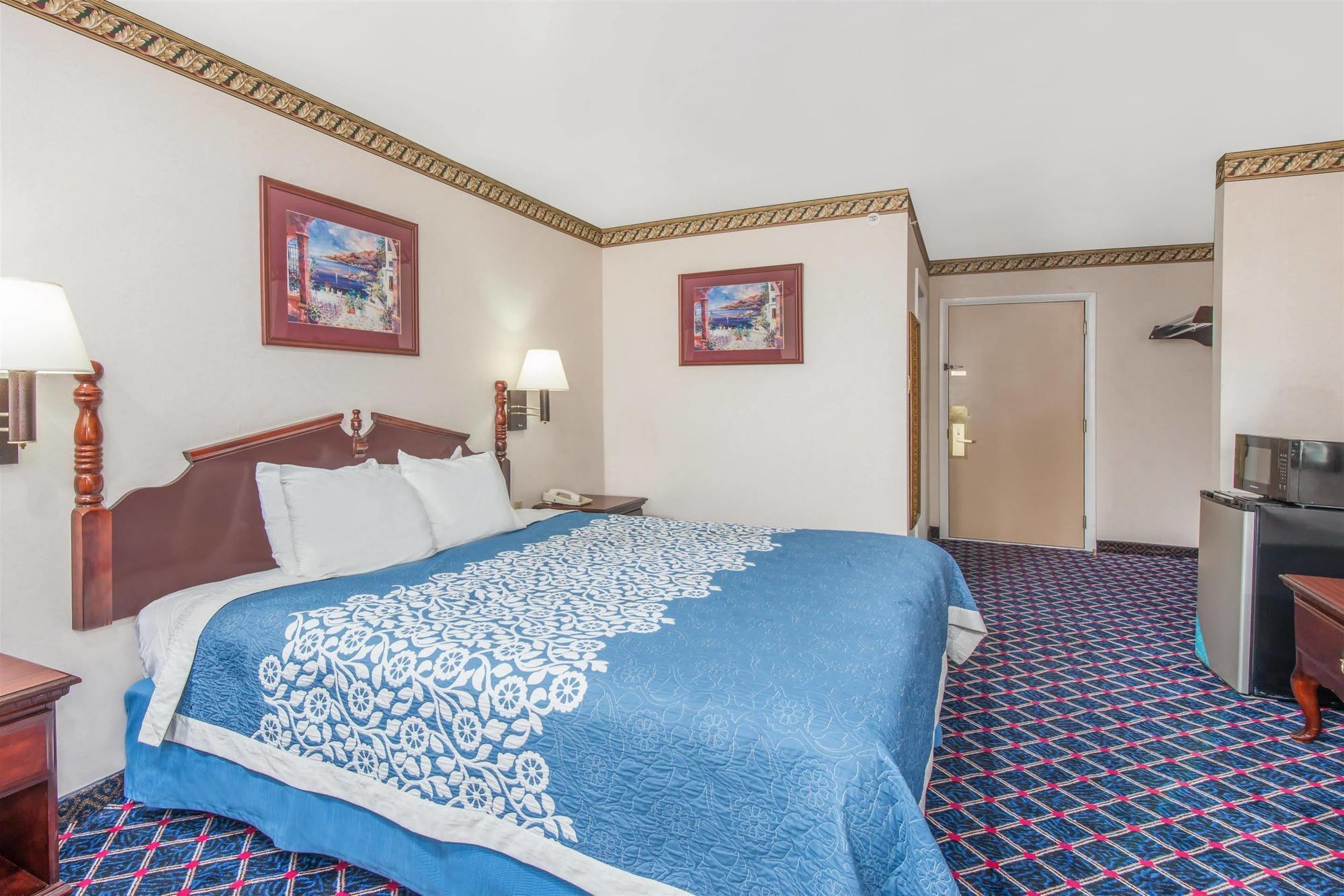 Days Inn By Wyndham Berlin Voorhees Ngoại thất bức ảnh
