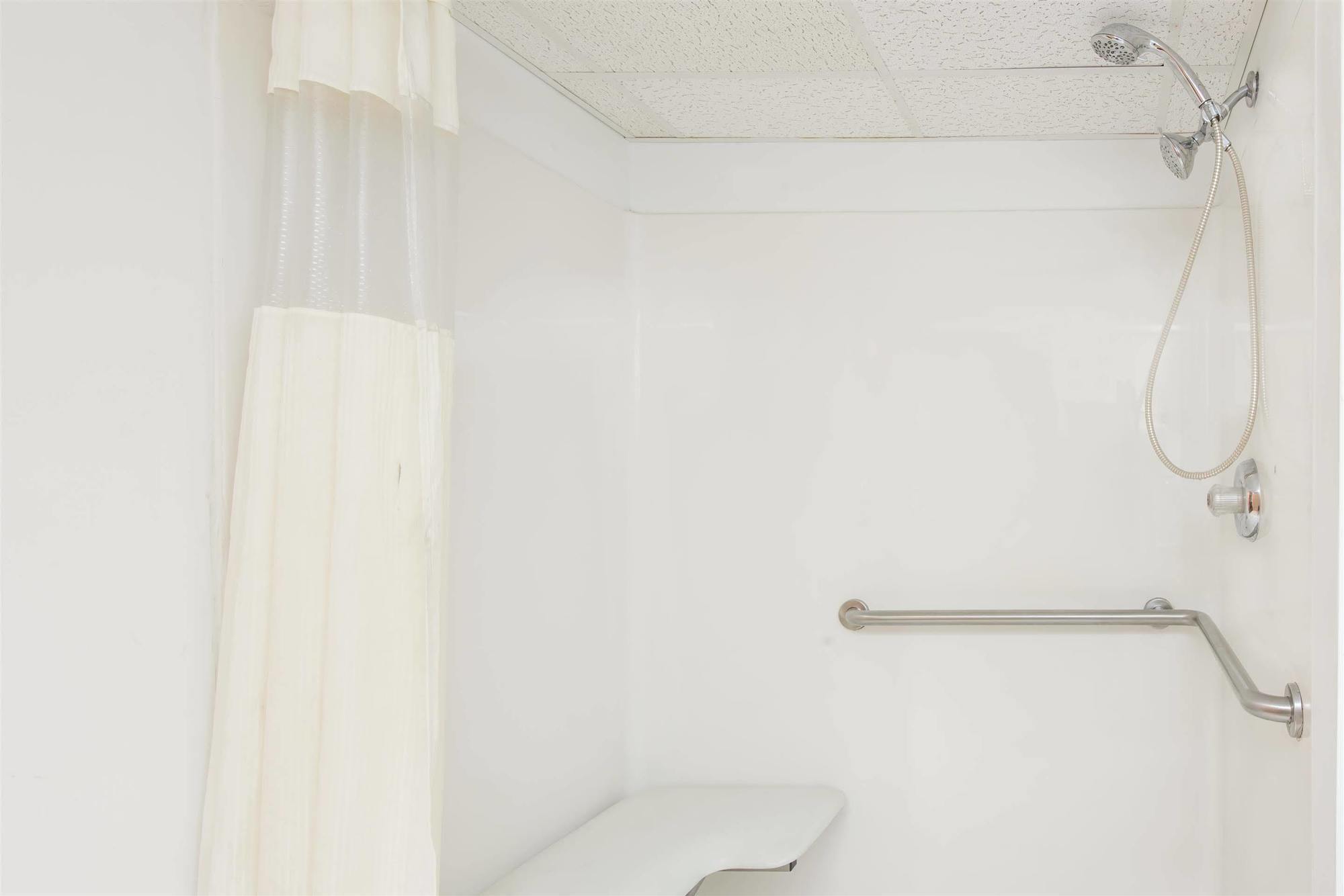 Days Inn By Wyndham Berlin Voorhees Ngoại thất bức ảnh